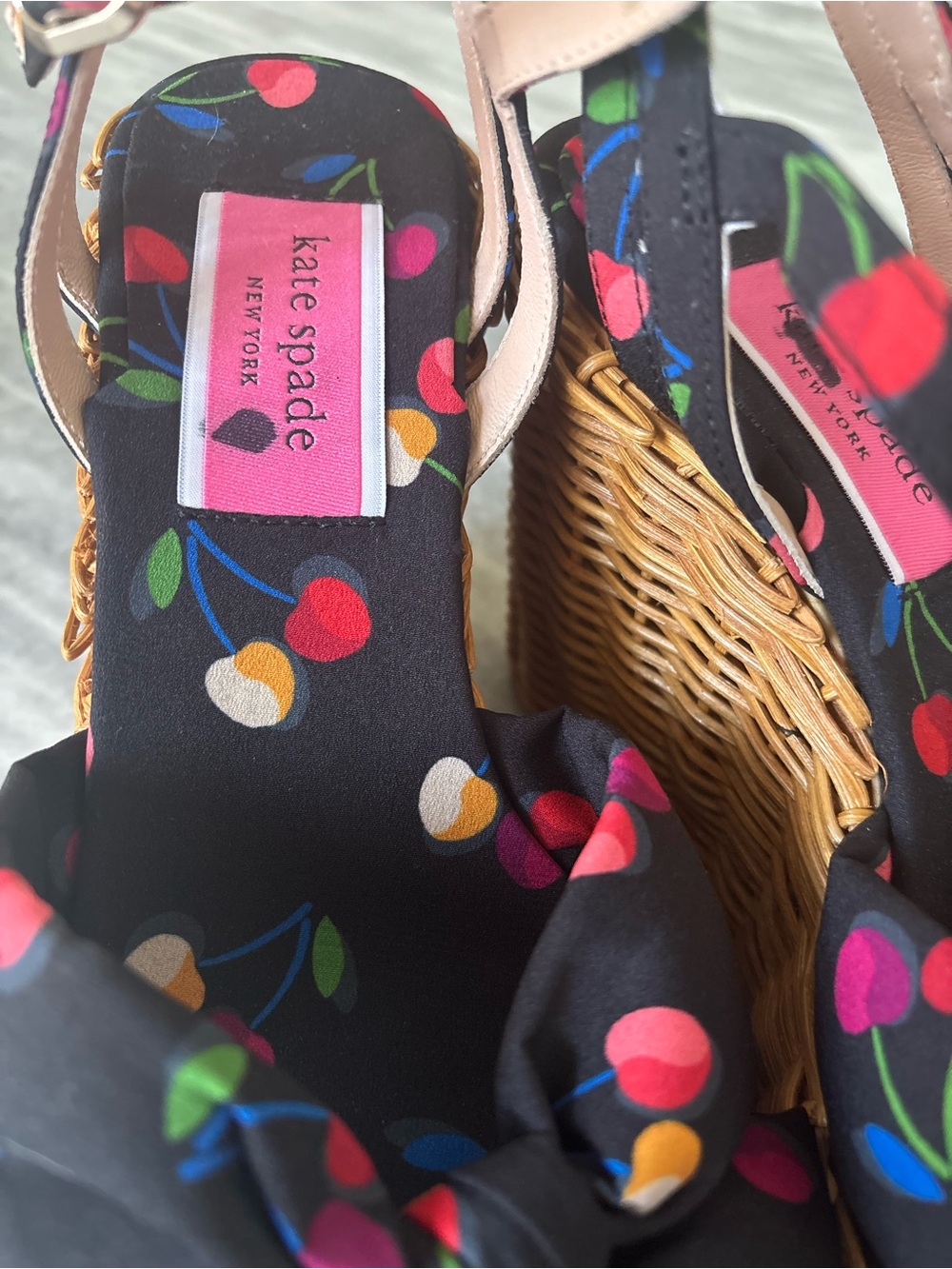 kate spade Black Cherry-Print Wedge Sandals size 9 brand new ! - Picture 9 of 14